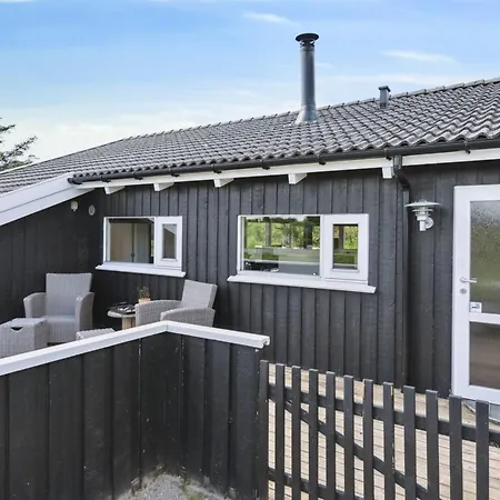 Blondine Holiday home *